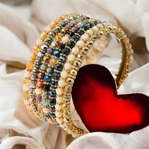 Boho Festival l Mini  Crystal Beaded 7 Piece Bracelet Set